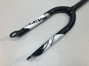 画像1: *Elevn 7.0 20mm Pro Light Fork [20mm] (1)