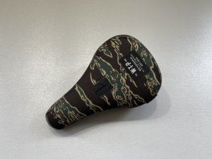 画像1: *WeThePeople Team Pivotal Seat (Tiger Camo) (1)