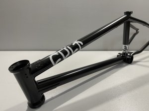 画像1: *Cult Shorty IC Frame (Black) (1)