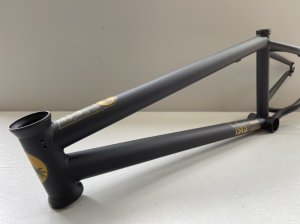 画像1: *[SALE] Fly Isla Frame [20.8"TT] Flat Black (1)