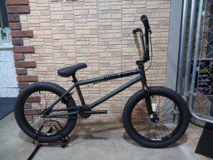 画像1: 2023 Kink Whip [20.5"TT] Matt Moss Black (1)