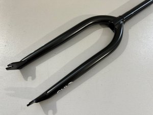 画像1: *[24"Wheel] Cult 24Inch Race Fork (1)