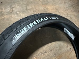 画像1: *Eclat Fireball Tire (1)