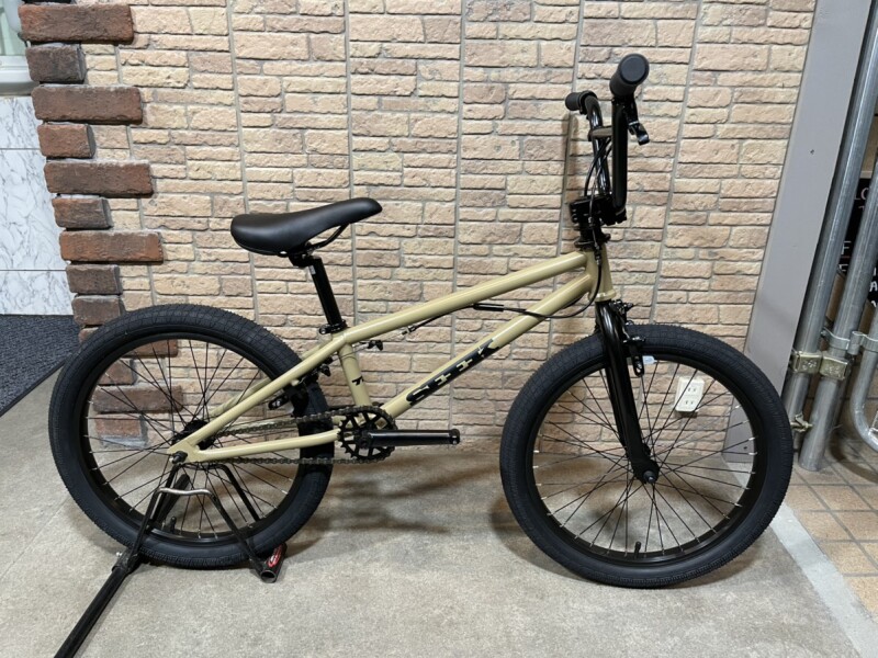 新品商品ヤフオク! - 自転車 BMX フラットシート TNB GREED